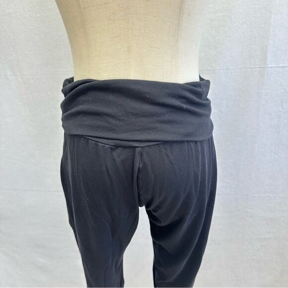 Nike black foldover modal‎ ruched leg capri yoga pant size small - Picture 4 of 16